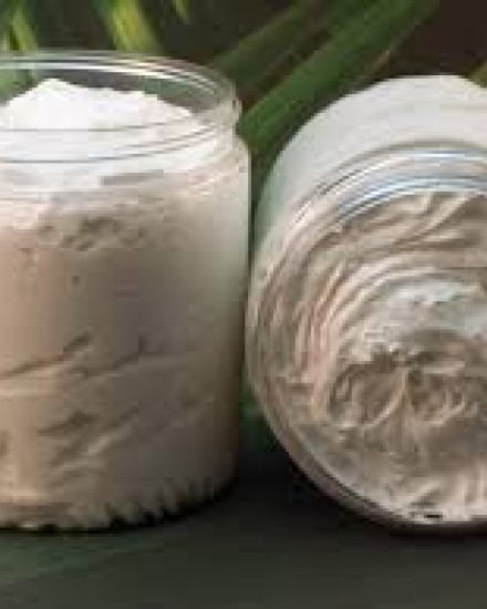 Αντιγήρανση Beyond Cosmetics: Οι Καινοτόμες Προσεγγίσεις για Αναζωογόνηση σε Κυτταρικό Επίπεδο